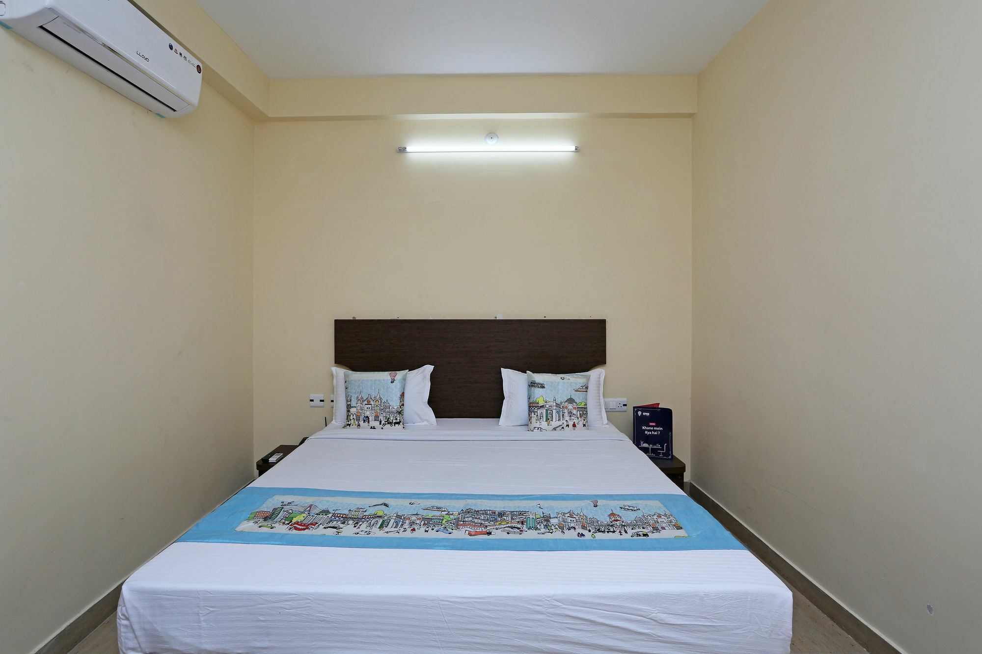 Oyo 11343 Hotel Sai International Bhubaneswar Buitenkant foto